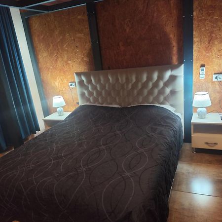Niko'S Apartments On Shartava Street ティビリシ エクステリア 写真